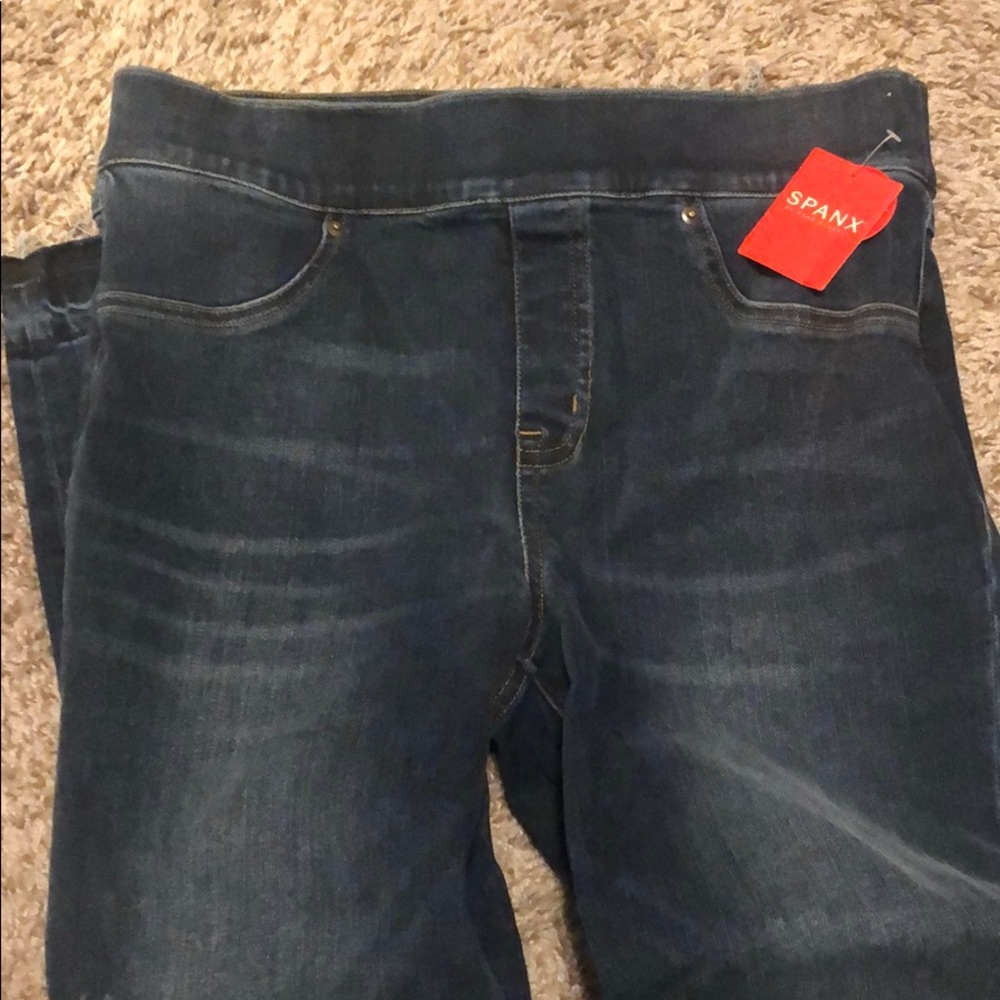 NWT Spanx  distressed denim leggings.